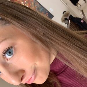 Meet your Posher, Kayla